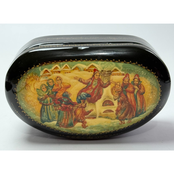 Vintage Russian Lacquer Box Fairy Tale Village Scene Hearth Bear Signed Mini - Picture 1 of 6